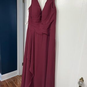 Azazie bridesmaids dress custom fit for a size 2/4. Chiffon. Never worn.